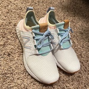 New Balance Tennis Shoes size 7